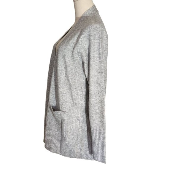 Love Ellie Light Grey Long Sleeve Cardigan With Pockets Women's Size M - Picture 4 of 16